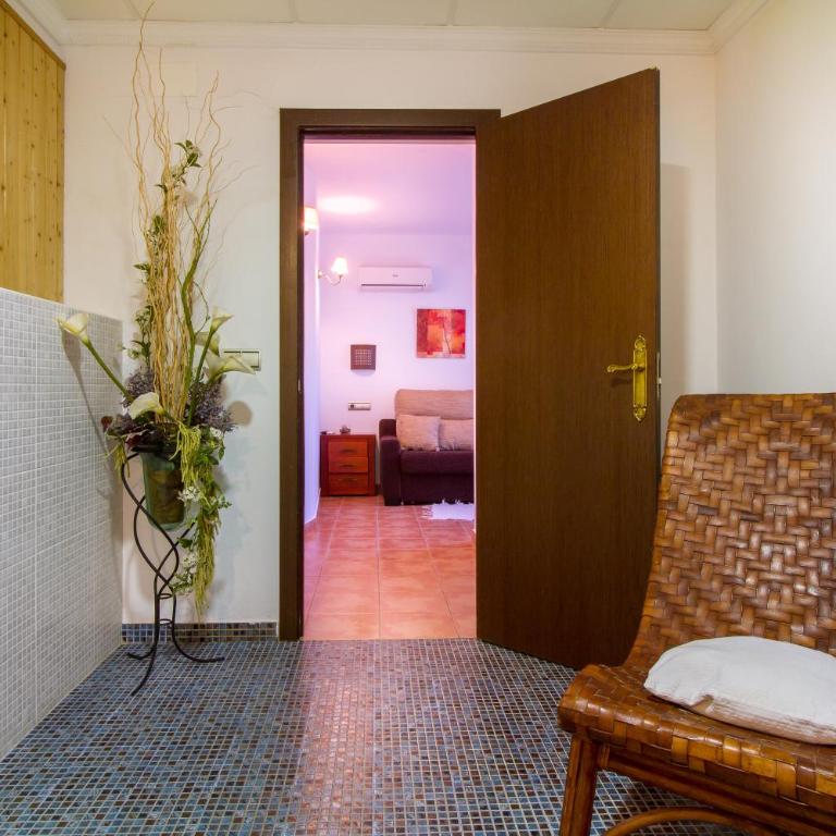 Hotel Tossal d'Altea - Suite con bañera de hidromasaje y cama grande - 2