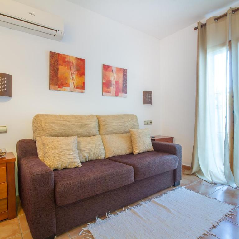 Hotel Tossal d'Altea - Suite con bañera de hidromasaje y cama grande - 3