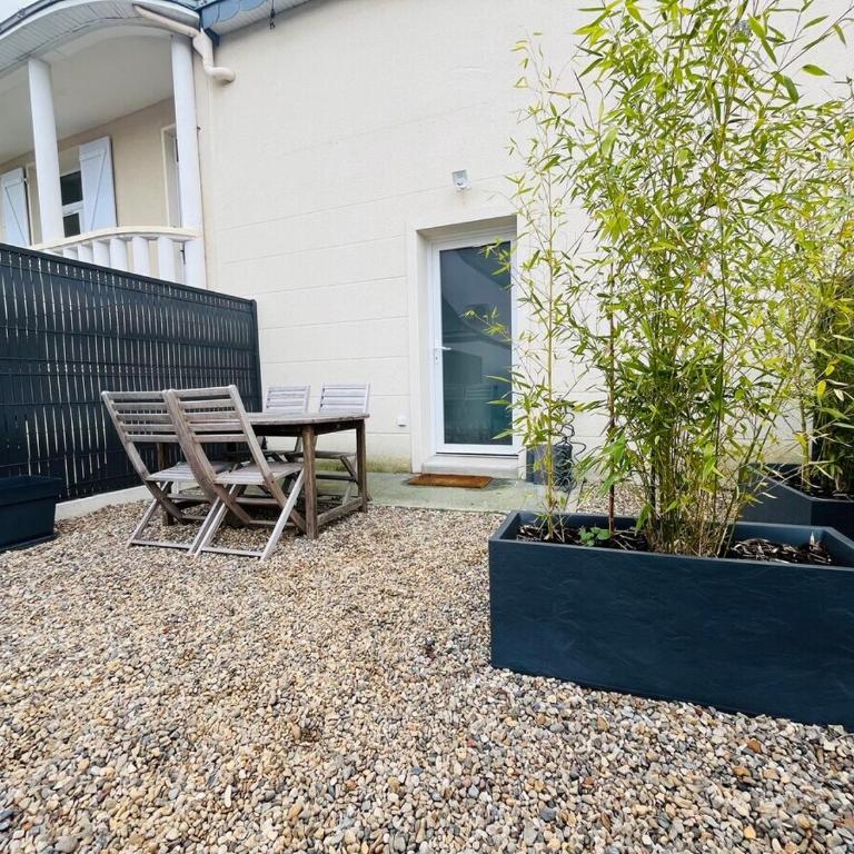 Casa Diderot - T3 - Apartment mit Dusche - 21