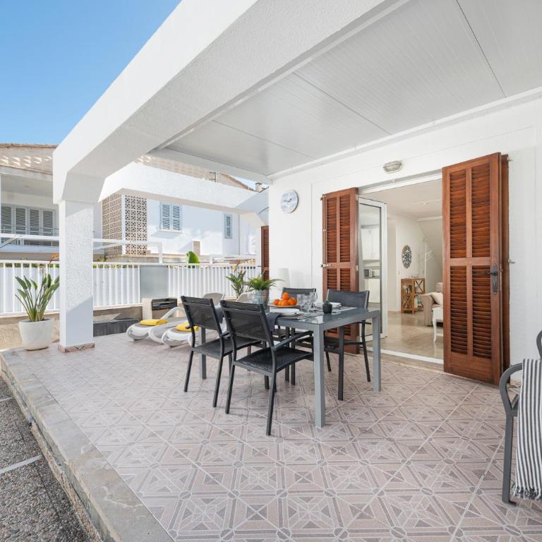 Casa Hawaii - Three-Bedroom House - 13