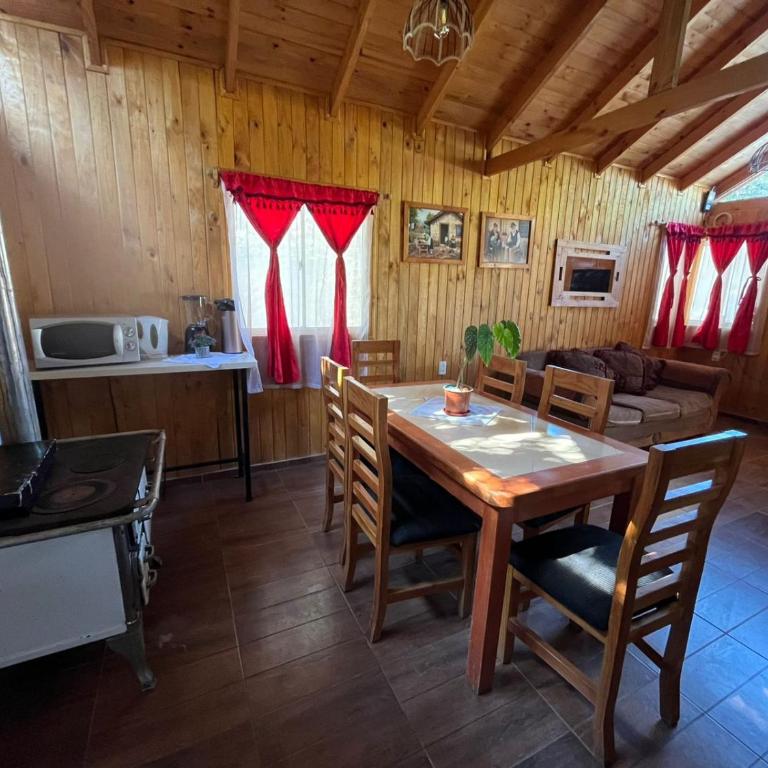 Cabaña camino al embalse ancoa linares - Three-Bedroom Chalet - 12