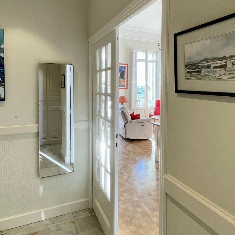 Port de Bandol, direct mer, Gd conft, Clim, garage - Three-Bedroom Apartment - 24