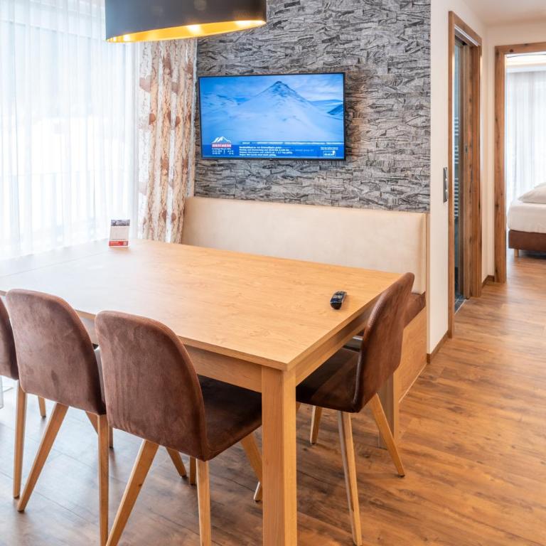 Alpenresidenz Hotel Gell - Apartment mit 2 Schlafzimmern und Balkon - 3
