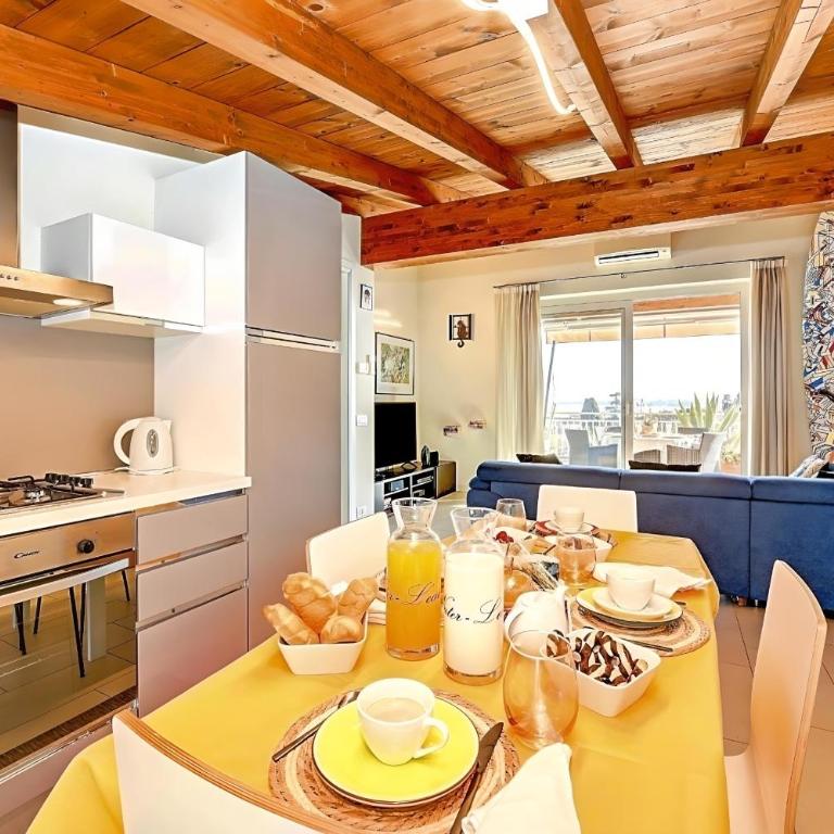Surfing on the Lake DesenzanoLoft Official Partner Homes & Villas by Marriott Bonvoy - Appartamento con Vista Lago - 6