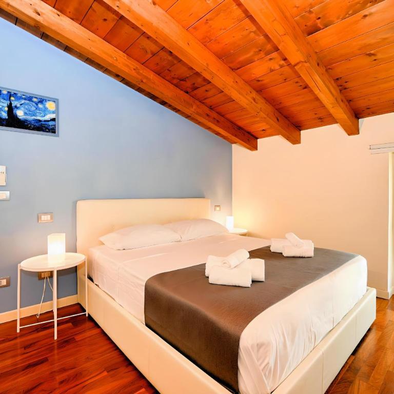 Surfing on the Lake DesenzanoLoft Official Partner Homes & Villas by Marriott Bonvoy - Appartamento con Vista Lago - 28