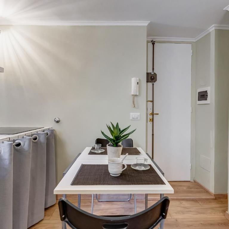 La Casina your suite in Monti - Appartamento con 1 Camera da Letto - 23
