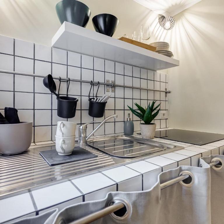 La Casina your suite in Monti - Appartamento con 1 Camera da Letto - 25