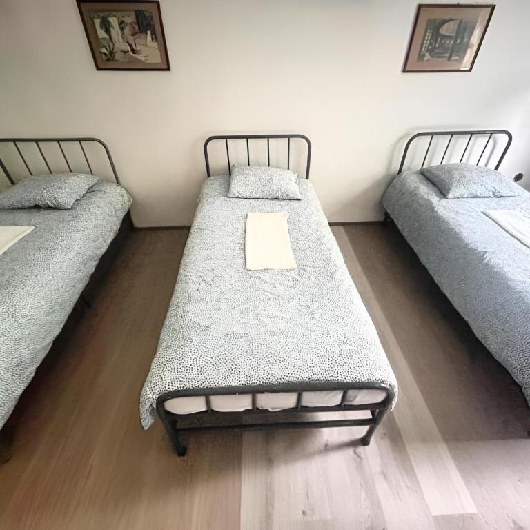 Belgrade Hostel Shambala - Krevet za 1 Osobu u Mešovitoj Spavaonici - 5