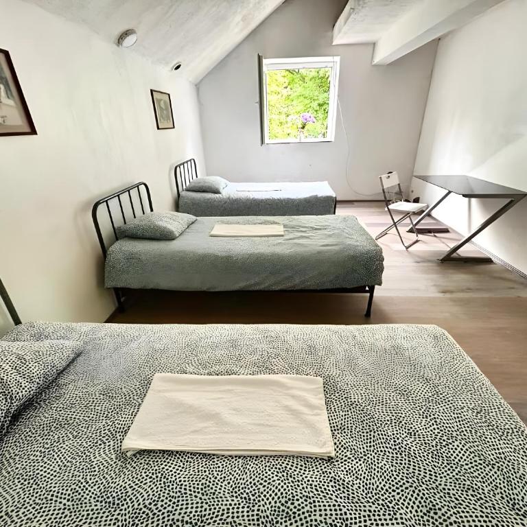 Belgrade Hostel Shambala - Krevet za 1 Osobu u Mešovitoj Spavaonici - 7