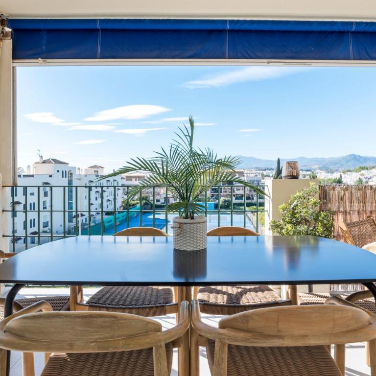 Sunny getaway with pool in Marbella - Ref M54 - Three-Bedroom Apartment - 27