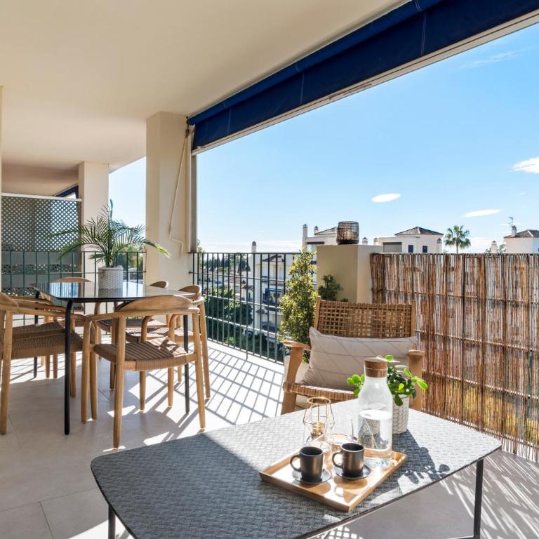 Sunny getaway with pool in Marbella - Ref M54 - Three-Bedroom Apartment - 26