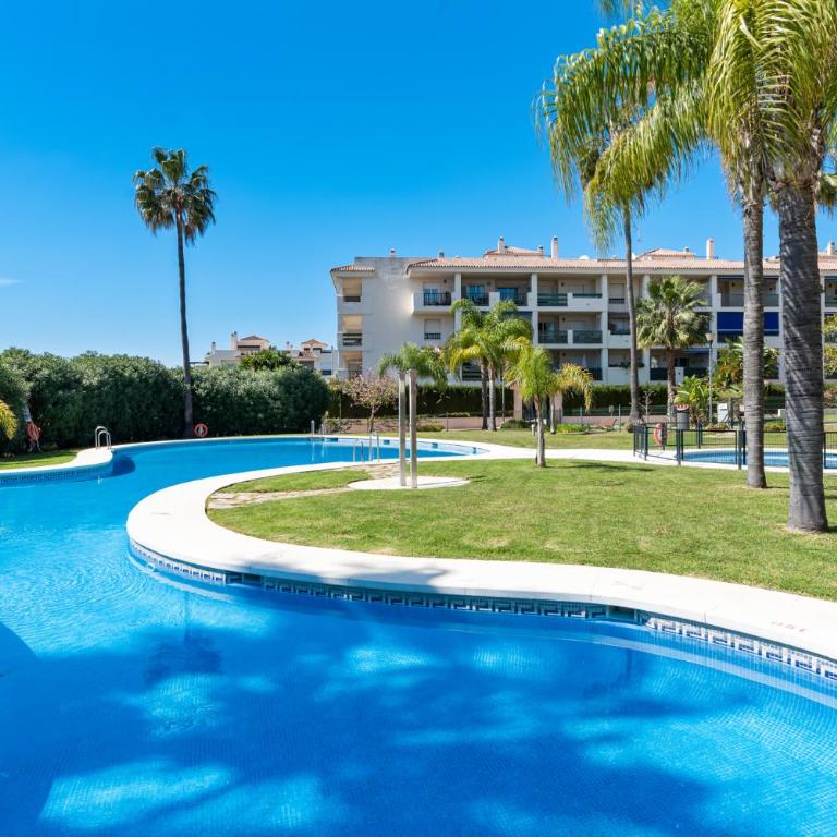 Sunny getaway with pool in Marbella - Ref M54 - Three-Bedroom Apartment - 30
