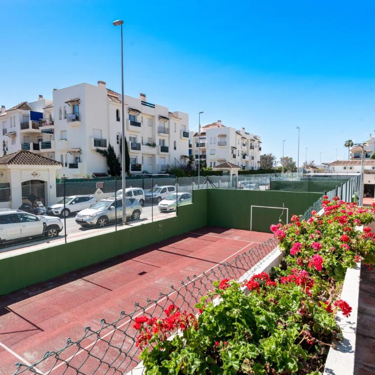 Sunny getaway with pool in Marbella - Ref M54 - Three-Bedroom Apartment - 31
