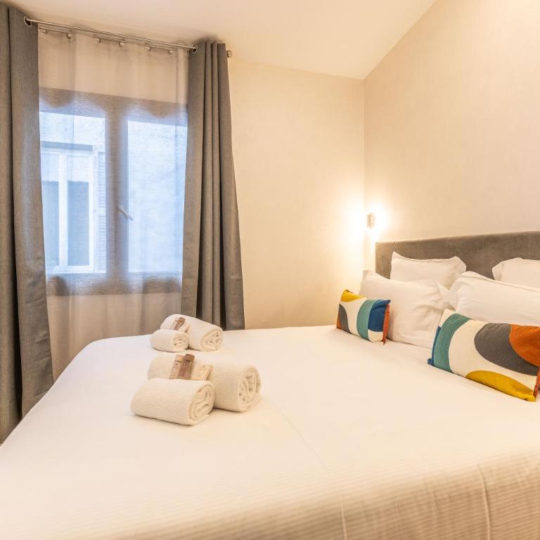 Bliss Triplex - Hyper Centre - Sauna - BBQ - Jacuzzi - LRACANNES - Six-Bedroom Premium Apartment with Sauna and Jacuzzi and Barbecue - 20