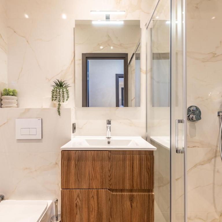 Bliss Triplex - Hyper Centre - Sauna - BBQ - Jacuzzi - LRACANNES - Six-Bedroom Premium Apartment with Sauna and Jacuzzi and Barbecue - 29