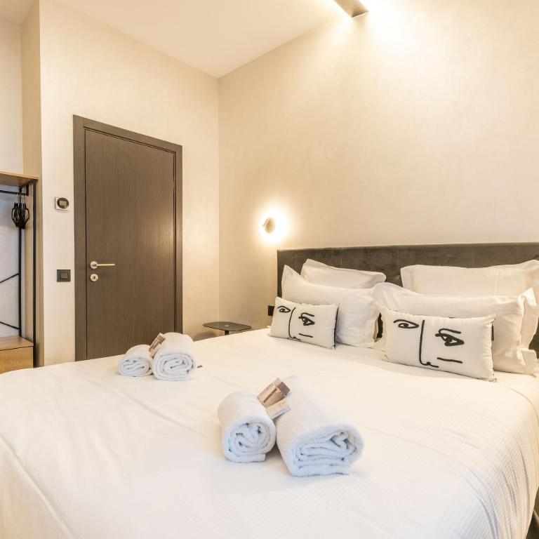 Bliss Triplex - Hyper Centre - Sauna - BBQ - Jacuzzi - LRACANNES - Six-Bedroom Premium Apartment with Sauna and Jacuzzi and Barbecue - 32