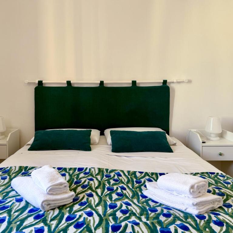 JHHIT - In the heart of Rome near the Colosseum - Appartamento con 2 Camere da Letto - 38
