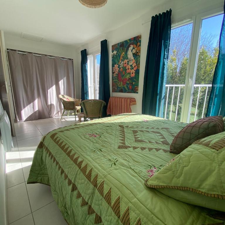 Maison 3 chambres, Parking, jardin, climatisation - Maison 3 Chambres - 9
