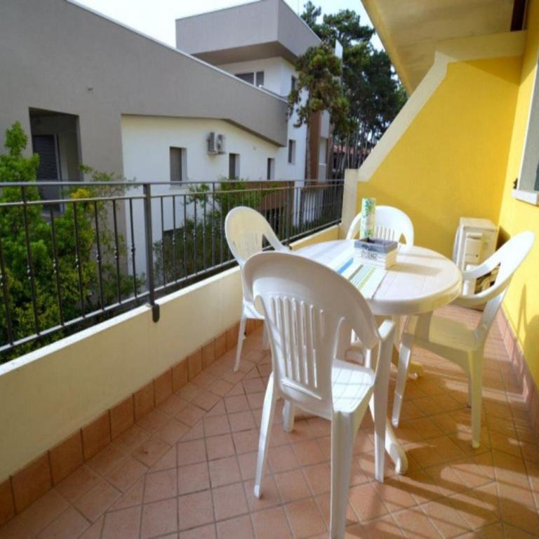 Beachfront escape one bedroom flat with ac - Apartment - 2