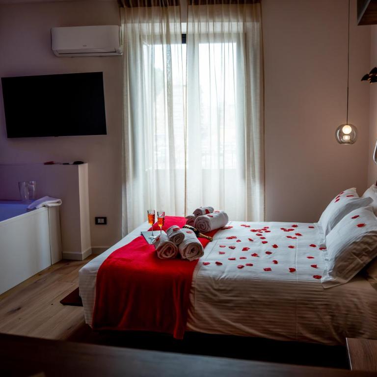 Luxury Fire Home - Catania - King Room with Spa Bath - 5