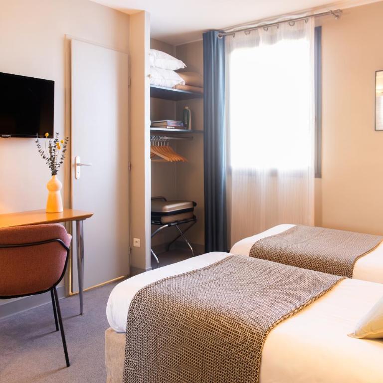Hôtel les jardins du canal - piscine chauffée à 28 degrés - parking gratuit - garage - bornes électriques - accueil vélos et motos - kids friendly-solaire ecoresponsable - Chambre Double Standard - 8