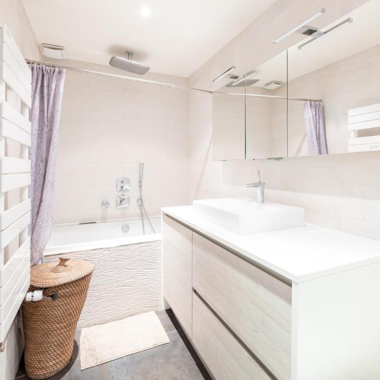 PARIS PASSY Spacieux 2 Chambres Balcon - Appartement 2 Chambres - 15