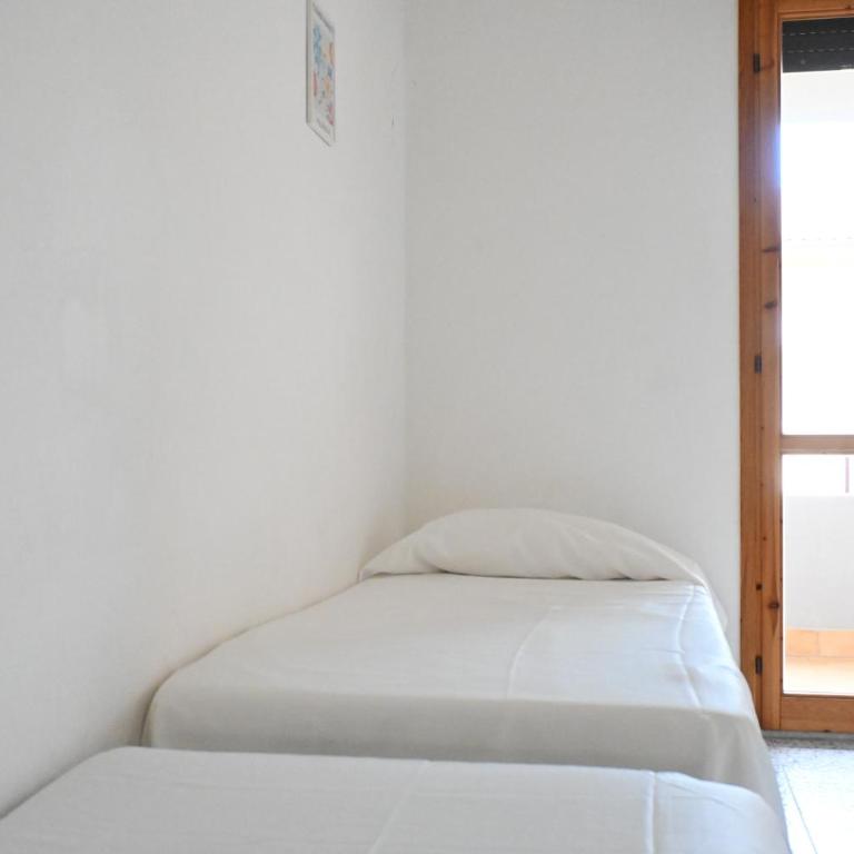 Sirolo, trilocale in centro, con terrazzo e aria condizionata - S078 - Two-Bedroom Apartment - 14