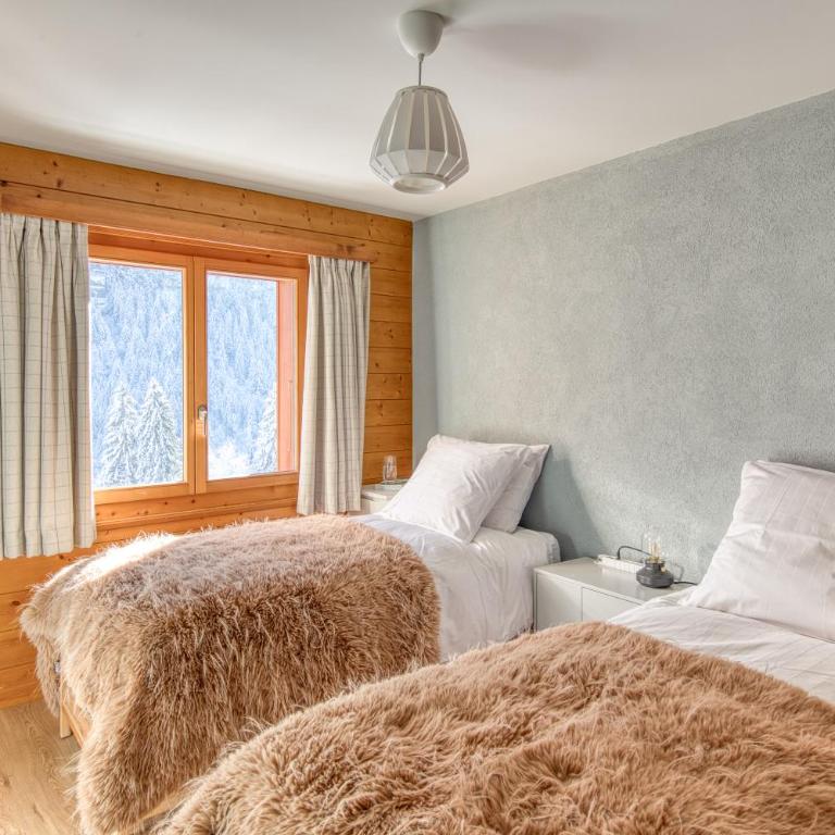 Magical setting Exclusive mountain views Champcalm - Appartement avec Vue sur la Montagne - 3