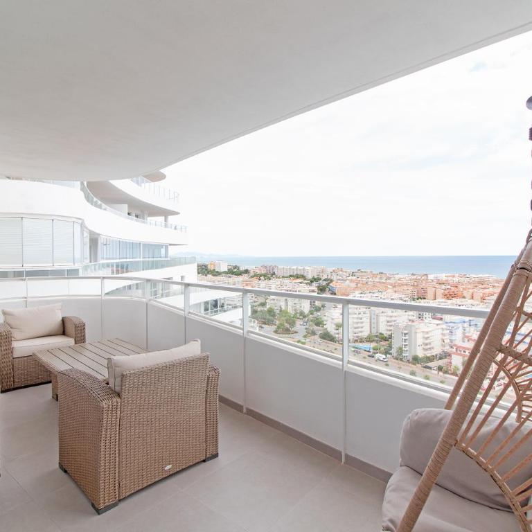Global Vacacional, Apartamento con vistas al mar, 2 terrazas y piscina en Canet d'en Berenguer - Appartement 3 Chambres - 1