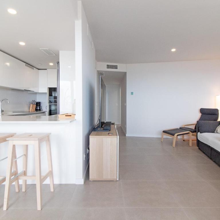 Global Vacacional, Apartamento con vistas al mar, 2 terrazas y piscina en Canet d'en Berenguer - Appartement 3 Chambres - 8