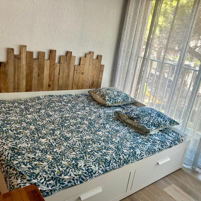 AStudio Lumineux à la plage, situation idéale commerces, bateaux ,restaurant à 20 m , Plage à 50 m, idéal pour un séjour reposant - Appartement 1 Chambre - 6