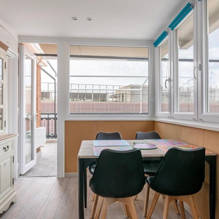 San Paolo - 10 min from Metro and 30 mq Terrace - Appartamento con 2 Camere da Letto - 6