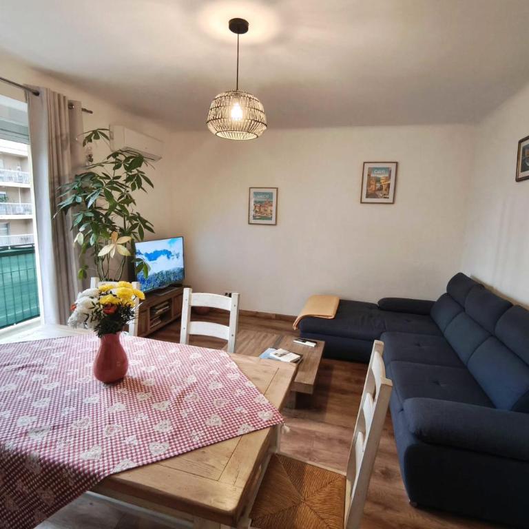 Charming T3 with balconies in Ajaccio - Appartement - 12