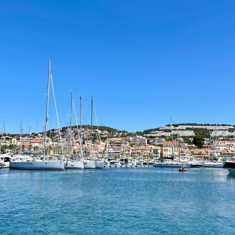 Port de Bandol, direct mer, Gd conft, Clim, garage - Three-Bedroom Apartment - 29