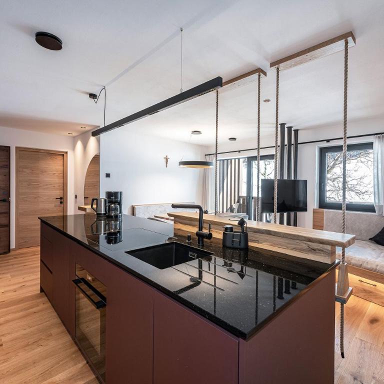 Krahof Dolomites - Urlaub auf dem Bauernhof - Apartment mit 2 Schlafzimmern und Bergblick - 15