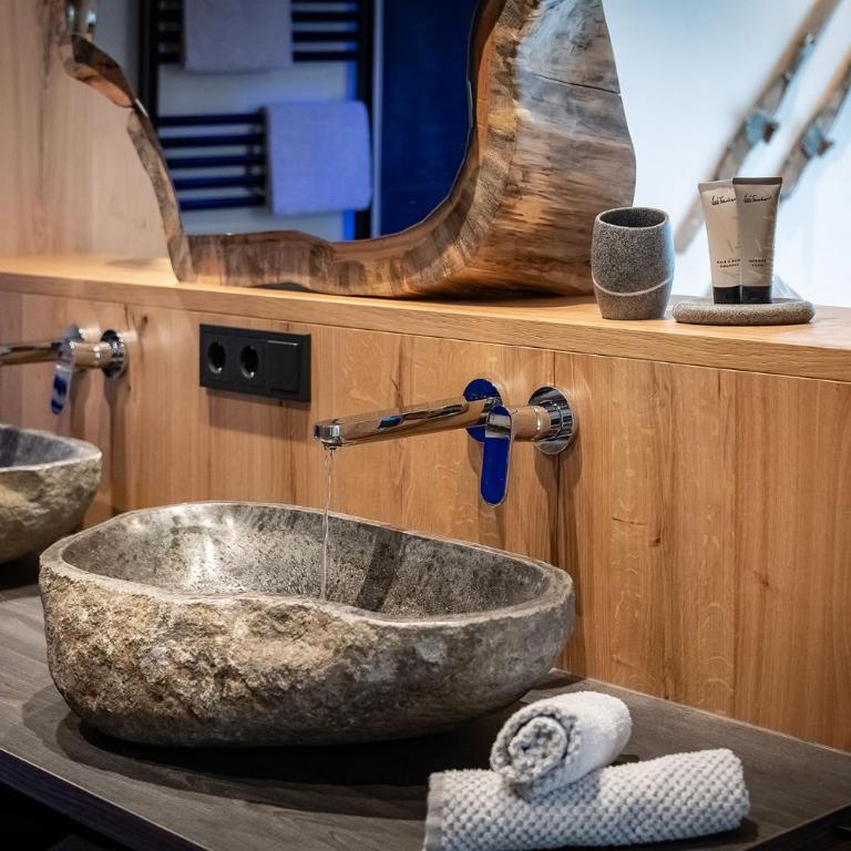 Krahof Dolomites - Urlaub auf dem Bauernhof - Apartment mit 1 Schlafzimmer, Balkon und Bergblick - 6