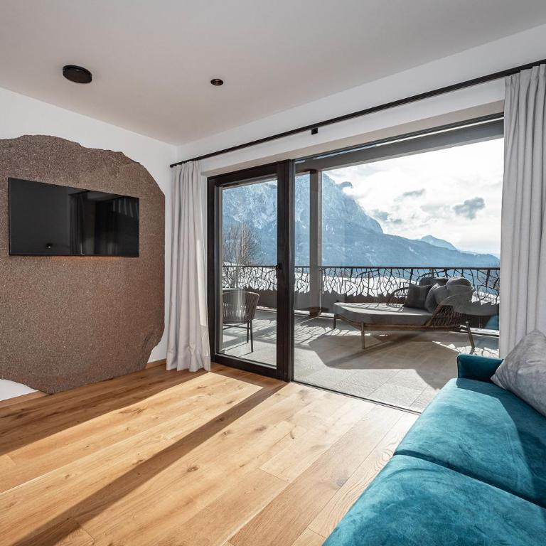 Krahof Dolomites - Urlaub auf dem Bauernhof - Apartment mit 1 Schlafzimmer, Balkon und Bergblick - 16