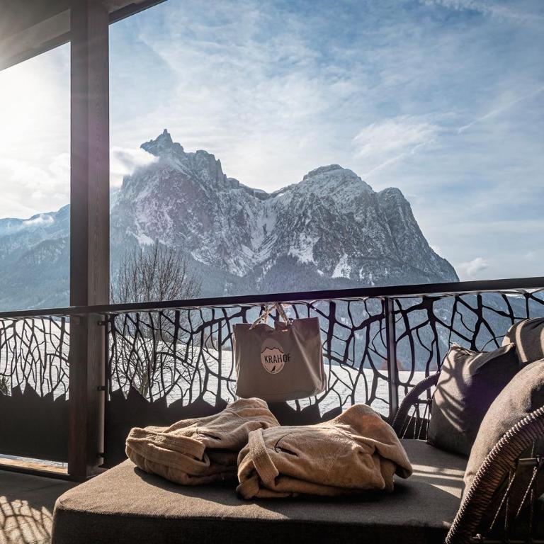Krahof Dolomites - Urlaub auf dem Bauernhof - Apartment mit 1 Schlafzimmer, Balkon und Bergblick - 2