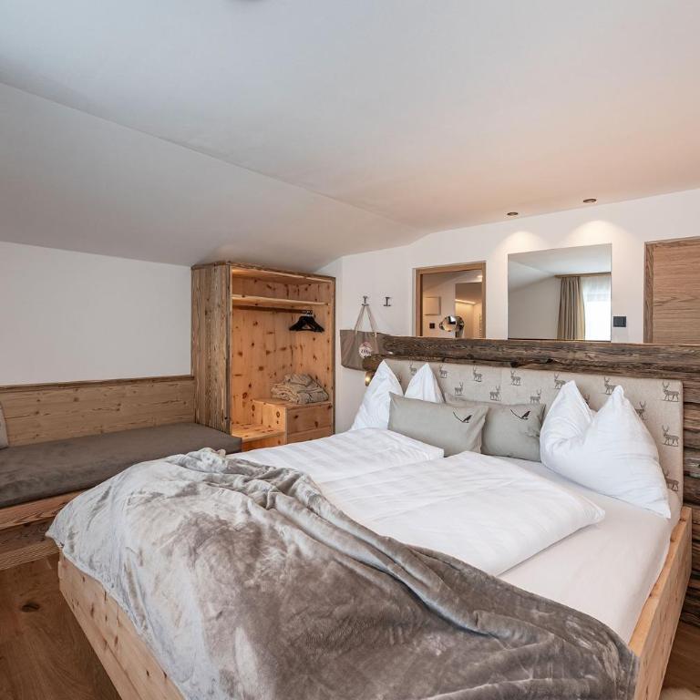 Krahof Dolomites - Urlaub auf dem Bauernhof - Apartment mit 2 Schlafzimmern und Bergblick - 14