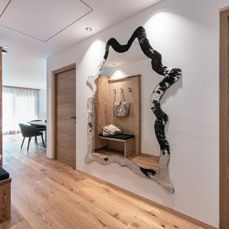 Krahof Dolomites - Urlaub auf dem Bauernhof - Apartment mit 2 Schlafzimmern und Bergblick - 1