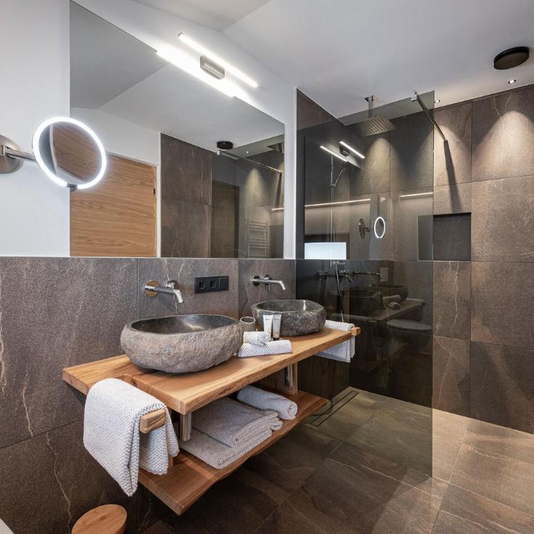 Krahof Dolomites - Urlaub auf dem Bauernhof - Apartment mit 2 Schlafzimmern und Bergblick - 9