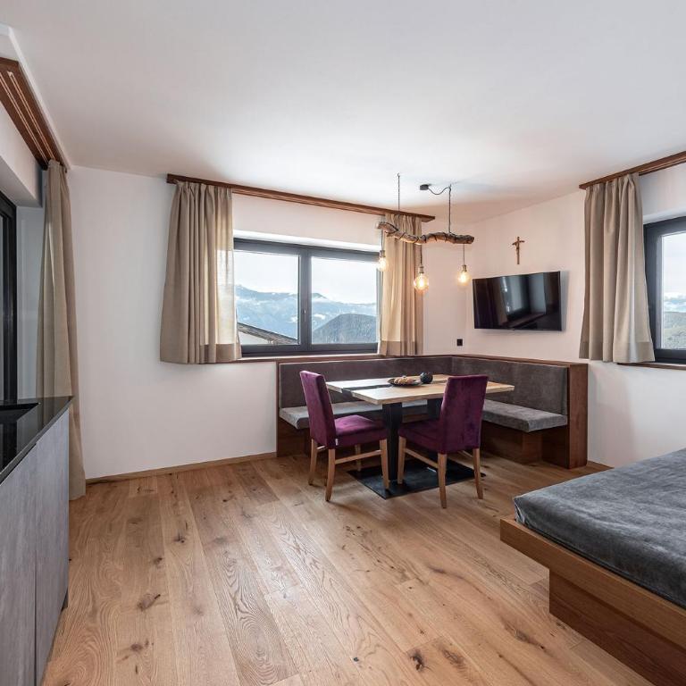 Krahof Dolomites - Urlaub auf dem Bauernhof - Apartment mit 1 Schlafzimmer und Balkon - 9