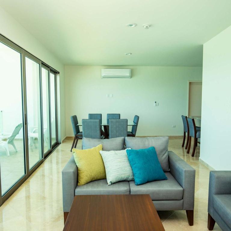 Elegant Condo at Playa Brujas with Ocean View - Apartment - 6