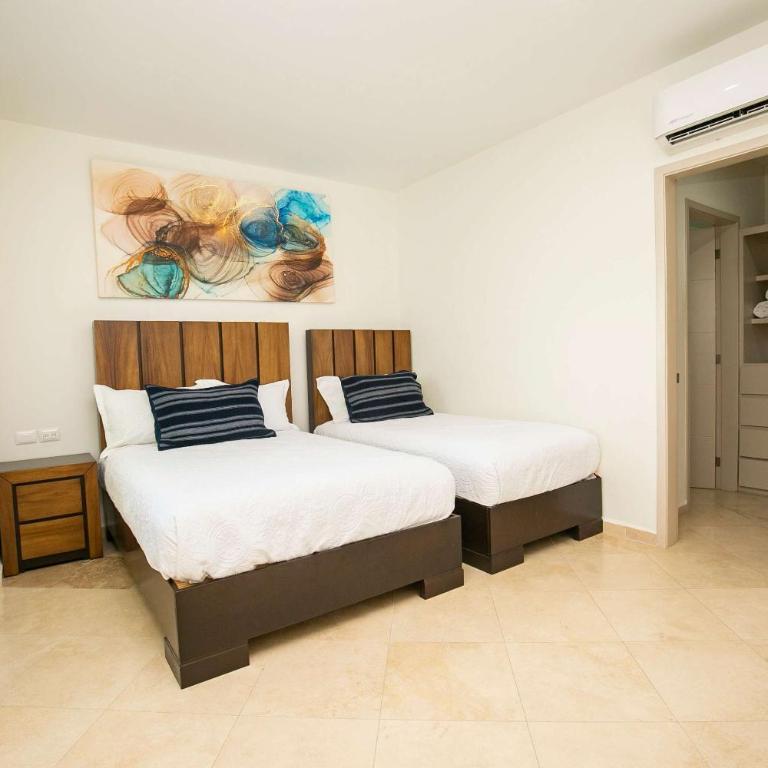 Elegant Condo at Playa Brujas with Ocean View - Apartment - 27