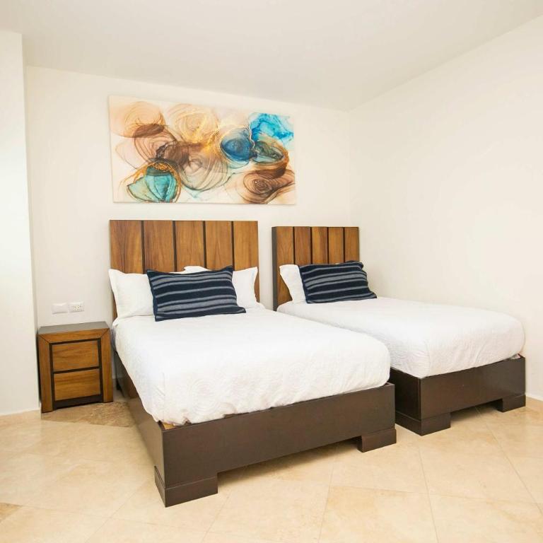 Elegant Condo at Playa Brujas with Ocean View - Apartment - 29