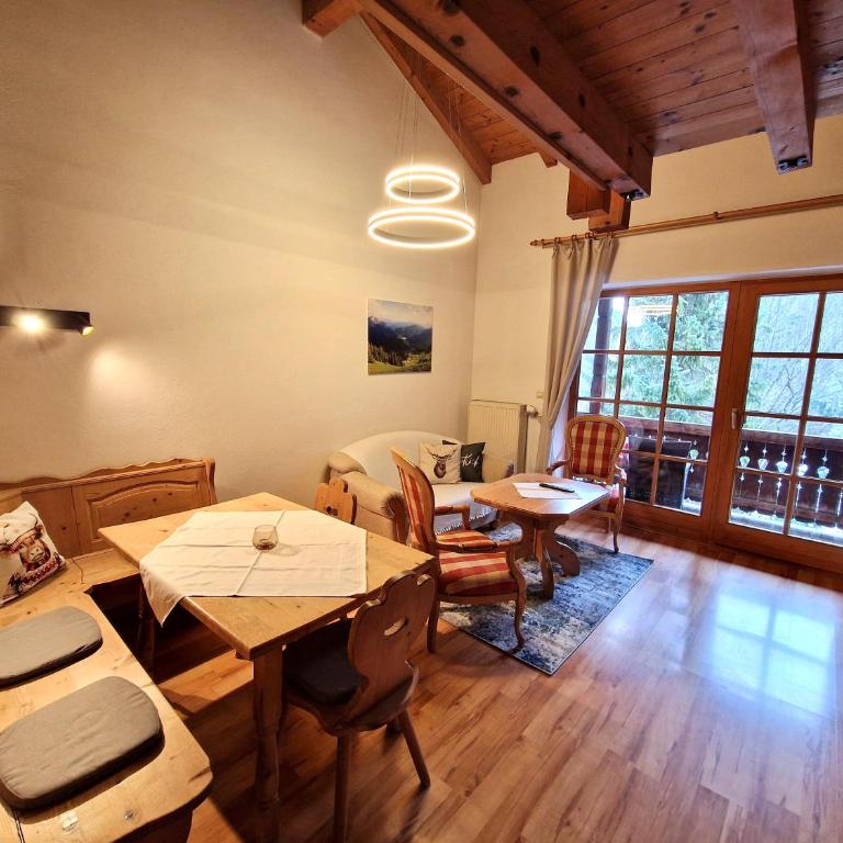 Appartements am Taubensee - Ruhig, naturnah, Hunde willkommen & kostenlos - Apartment mit 1 Schlafzimmer und Balkon - 1