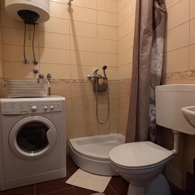 Udoban smeštaj u blizini grada i Dunava - Apartman sa 1 Spavaćom Sobom - 26