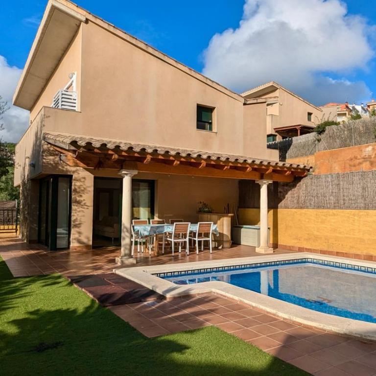 EVH105 - Casa con piscina privada - Casa de 3 dormitorios - 72