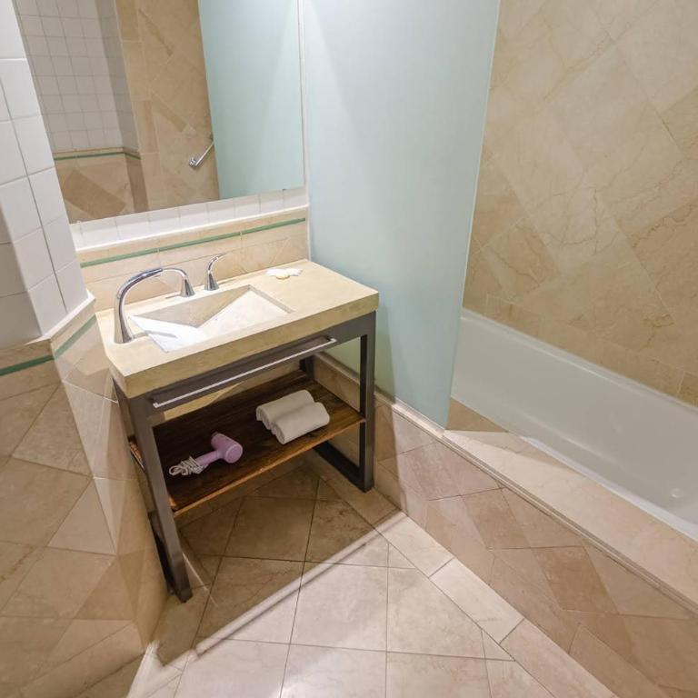 Prodeo Hotel + Lounge - Suite Doble Estándar - 2 camas - 14