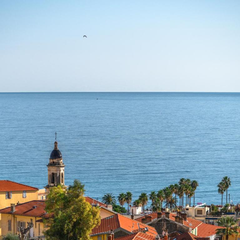 Les Orangers, Charmant studio avec coin nuit, incroyable vue sur la ville et la mer, parking - Apartment mit Meerblick - 37